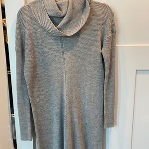Short sweater dress